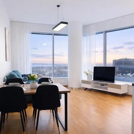 Panoramic Sea View - 12th Floor Apartment *